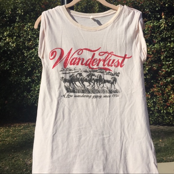 🌿 Spell Wanderlust Tee Size Small - Picture 9 of 10